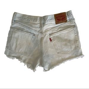 bleached levi’s 501s denim shorts